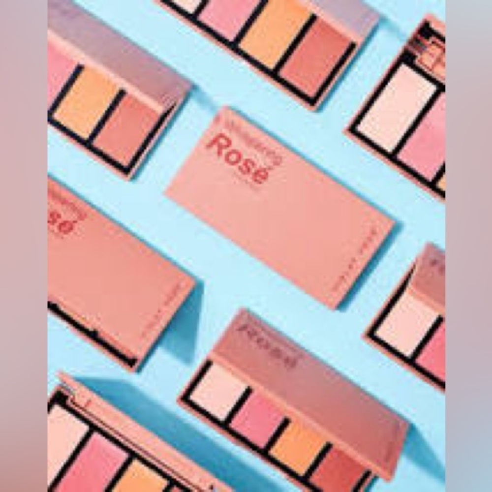 💕 2 for $40 💕 Violet Voss - whispering rose luminous blush